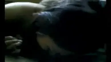 ABG Sange Ngentot Liar di Rumah Kosong Sampe Becek